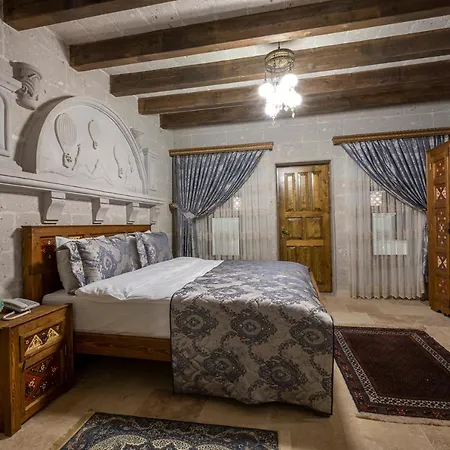 Hotell Underground Cave *