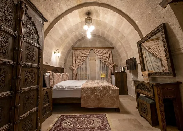 Underground Cave Otel *