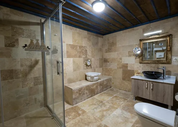 Underground Cave Otel *