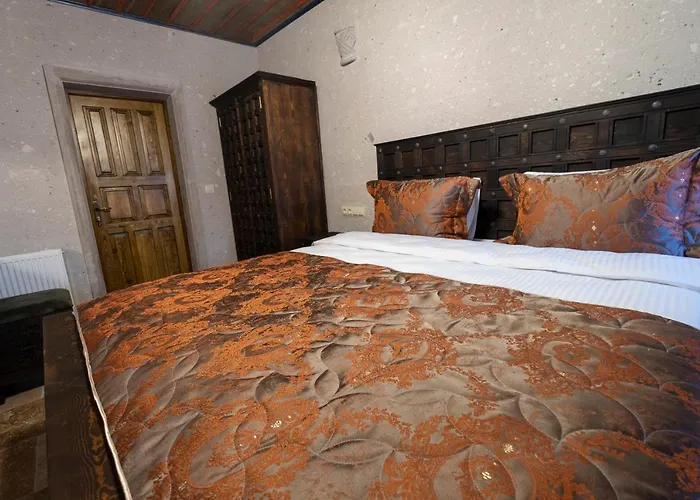 Underground Cave Hotel *