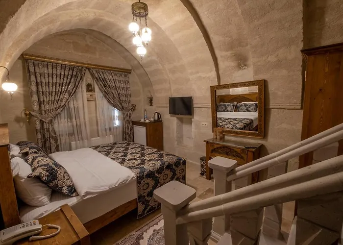 Underground Cave Hotel *